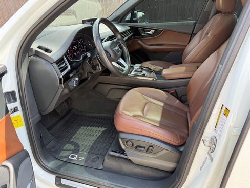 Used 2018 Audi Q7 3.0T Prestige w/ Prestige Package AWD/4WD image 21