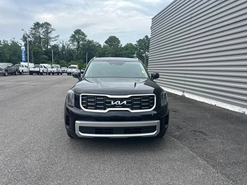 Used 2025 Kia Telluride S AWD/4WD image 2