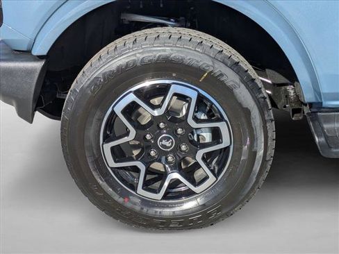 New 2025 Ford Bronco Outer Banks AWD/4WD image 16