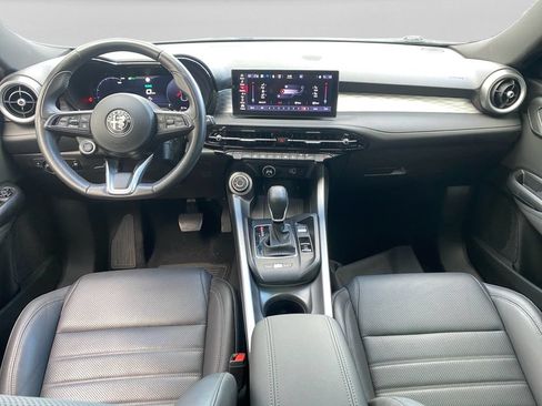 Used 2024 Alfa Romeo Tonale Ti w/ Premium Interior Package AWD/4WD image 15