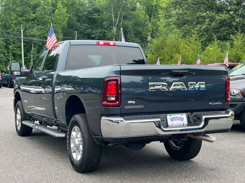 Used 2026 RAM 2500 Big Horn AWD/4WD image 3