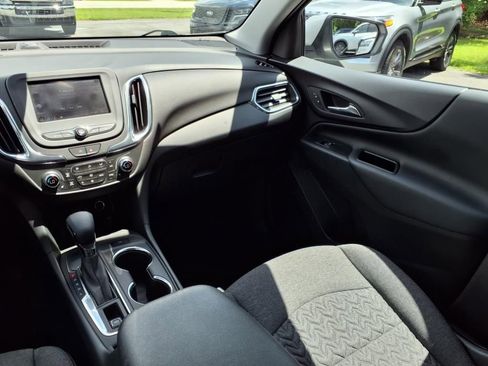 Used 2022 Chevrolet Equinox LT image 13