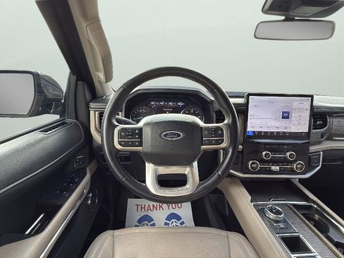 Used 2024 Ford Expedition Max Limited image 13