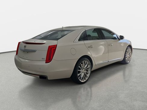 Used 2013 Cadillac XTS Platinum image 5
