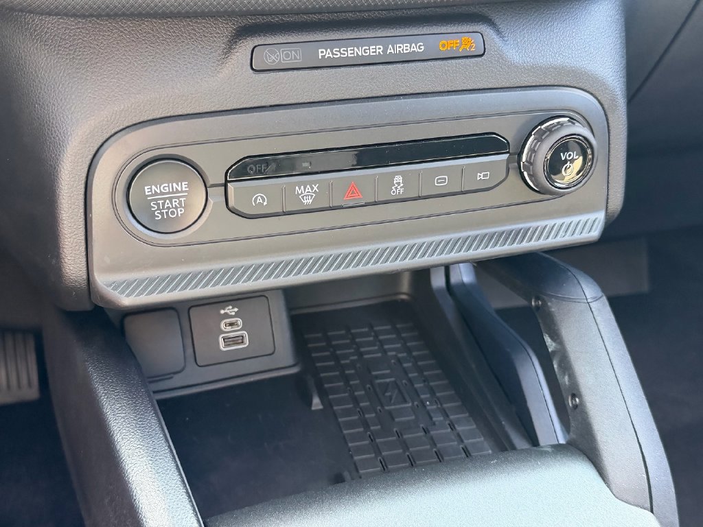 Used 2025 Ford Bronco Sport Big Bend AWD/4WD image 24
