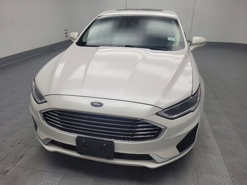 Used 2019 Ford Fusion SEL image 15