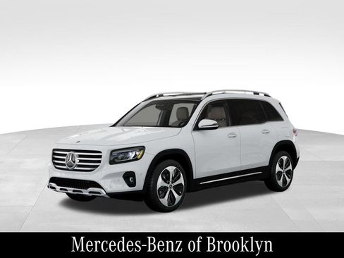 Certified 2026 Mercedes-Benz GLB 250 4MATIC image 42