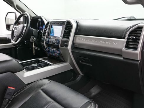 Certified 2021 Ford F250 Lariat w/ Chrome Package AWD/4WD image 22