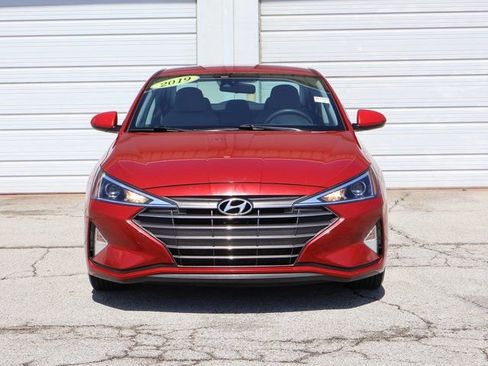 Used 2019 Hyundai Elantra SEL FWD image 3