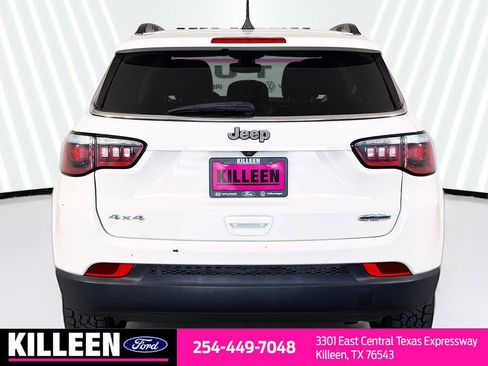 Used 2019 Jeep Compass Latitude w/ Popular Equipment Group image 7