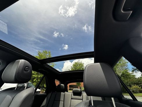 Certified 2025 Mercedes-Benz GLE 350 4MATIC image 33