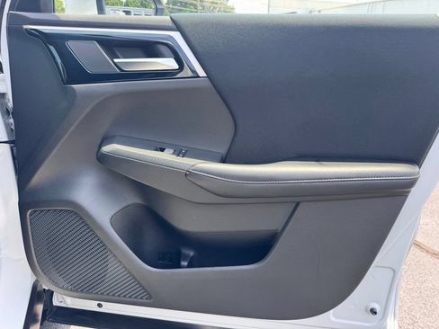 Used 2022 Mitsubishi Outlander ES FWD image 23