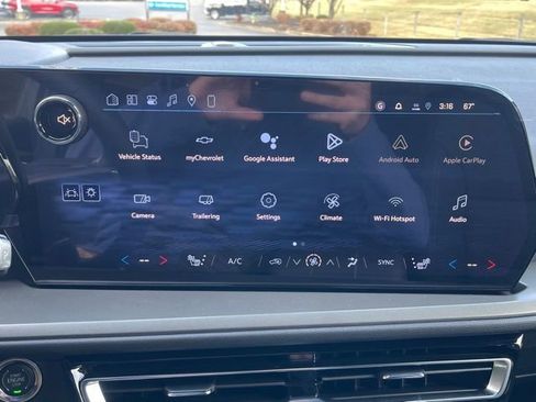 New 2026 Chevrolet Traverse LT w/ Sun and Wheel Package image 11