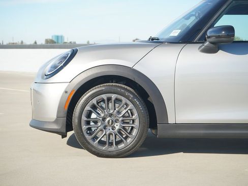 New 2026 MINI Cooper 4-Door Hardtop image 2