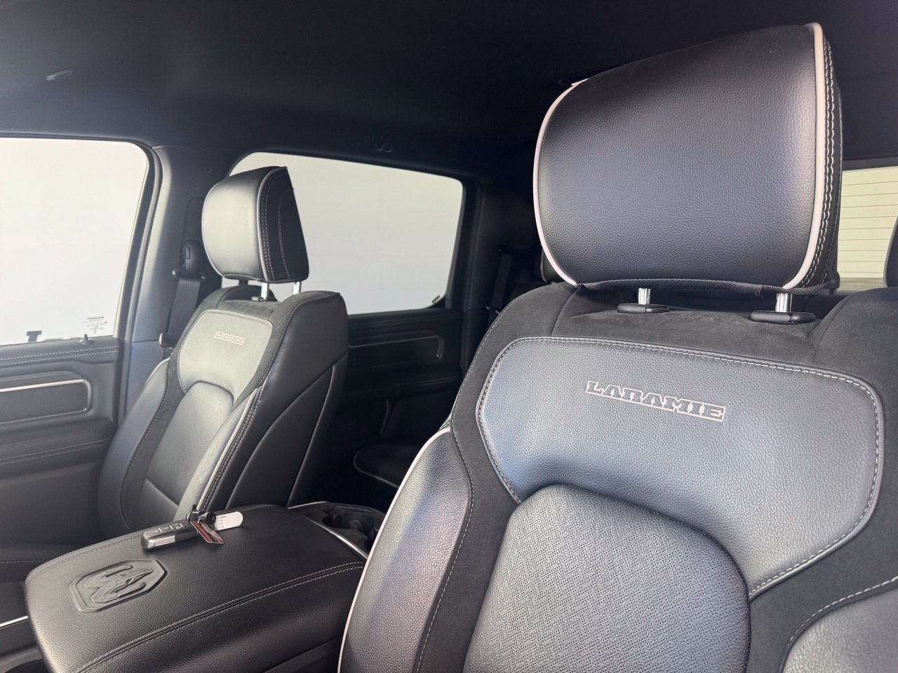 Used 2026 RAM 1500 Laramie w/ Sport Appearance Package AWD/4WD image 10