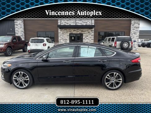 Used 2020 Ford Fusion Titanium FWD image 1