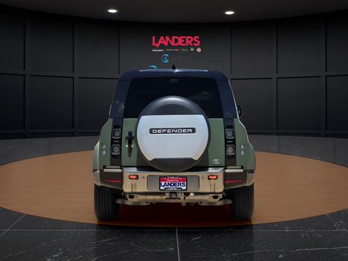 Used 2021 Land Rover Defender 110 X AWD/4WD image 3