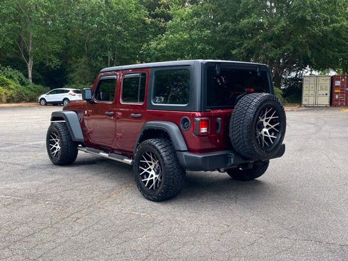 Used 2021 Jeep Wrangler Unlimited Sport AWD/4WD image 7