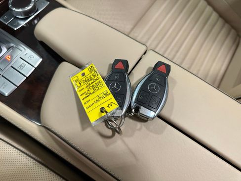 Used 2020 Mercedes-Benz SL 550 image 42