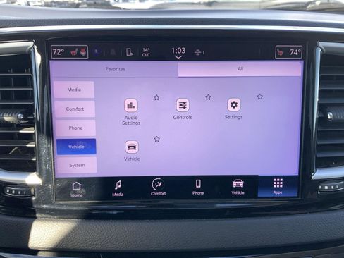 Used 2022 Chrysler Pacifica Touring-L image 44