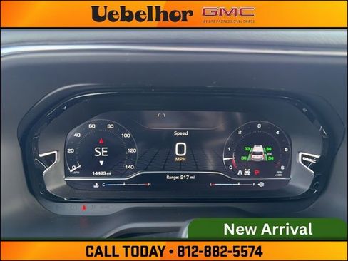 Used 2024 GMC Yukon Denali Ultimate image 31