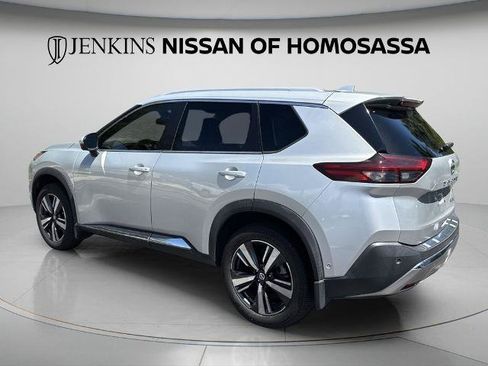 Certified 2021 Nissan Rogue Platinum FWD image 11