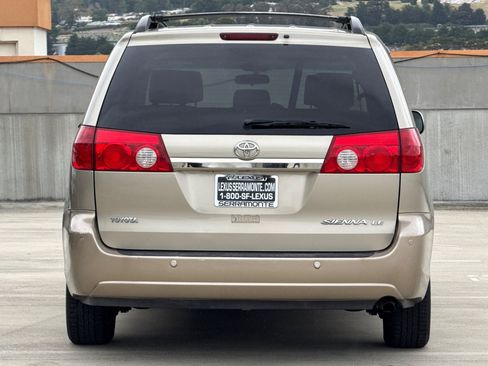 Used 2008 Toyota Sienna LE FWD image 9