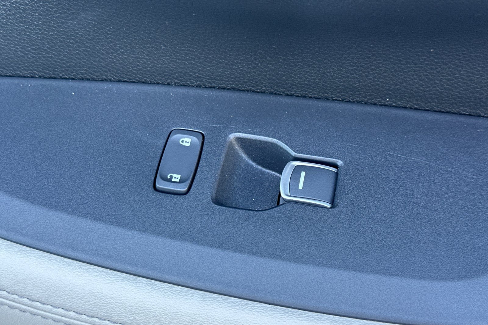 Used 2024 Honda HR-V EX-L image 21