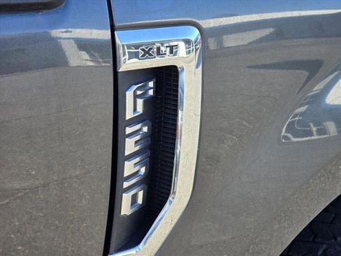 Used 2019 Ford F250 XLT image 10