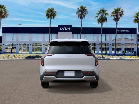 New 2026 Kia EV9 Wind image 5