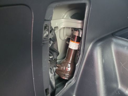 Used 2016 Toyota 4Runner Limited image 34