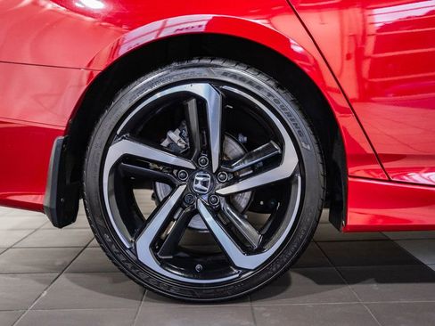 Used 2018 Honda Accord Sport image 17