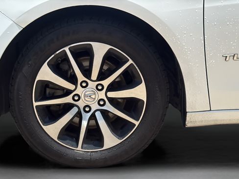 Used 2017 Acura TLX FWD image 30