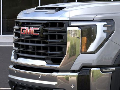 New 2026 GMC Sierra 2500 Pro image 13