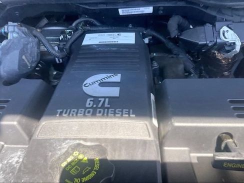Used 2022 RAM 2500 Tradesman AWD/4WD image 35