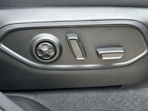 New 2025 Jeep Grand Cherokee Limited image 21