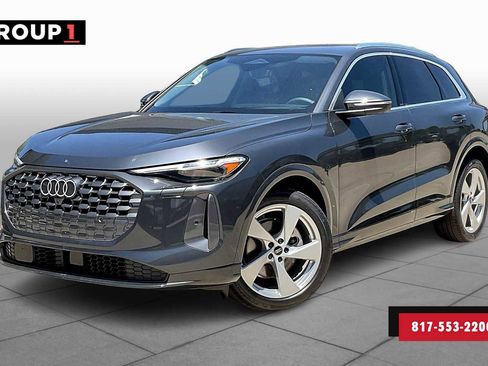 New 2025 Audi Q5 Prestige image 1