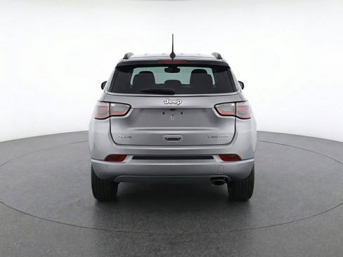 Used 2025 Jeep Compass Limited AWD/4WD image 7