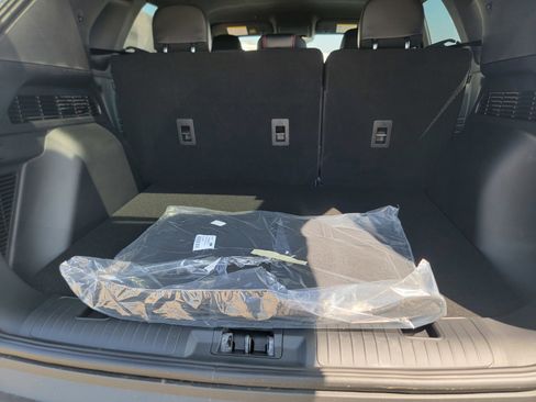New 2025 Ford Escape ST-Line w/ Tech Pack #1 FWD image 13