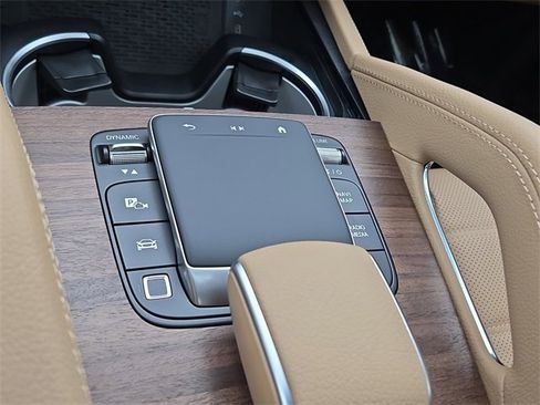 New 2026 Mercedes-Benz GLS 450 4MATIC image 17
