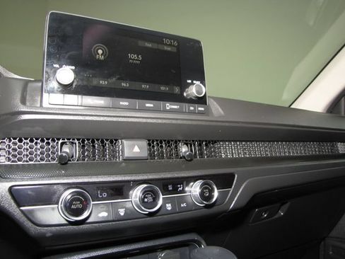 Certified 2025 Honda CR-V LX image 7