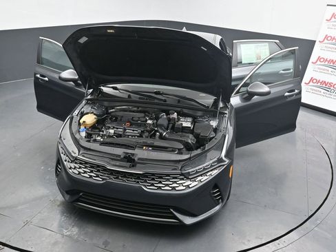 Used 2023 Kia K5 LXS image 40