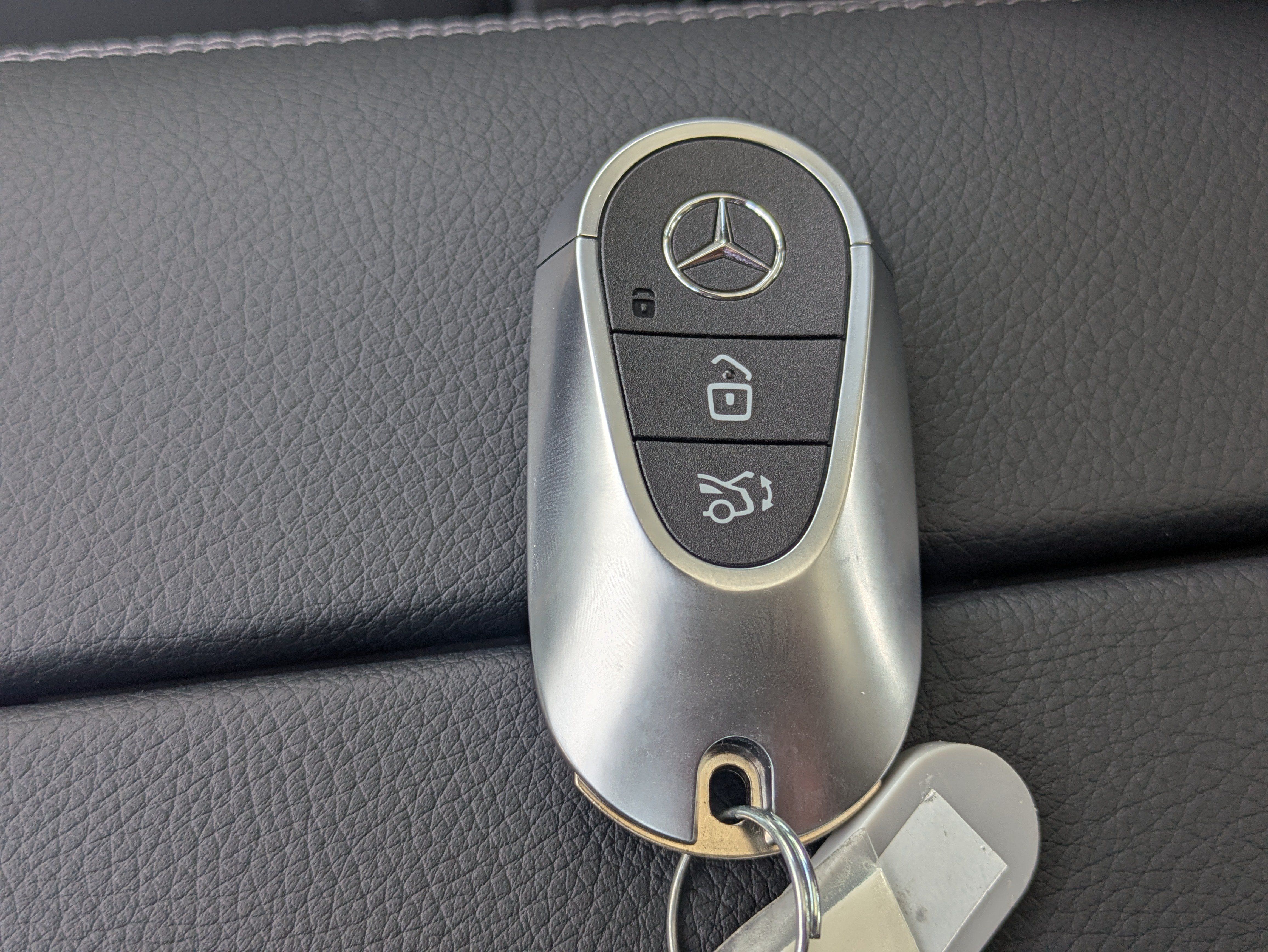 New 2026 Mercedes-Benz C 300 4MATIC Sedan image 31