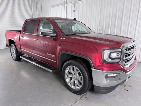 Used 2018 GMC Sierra 1500 SLT AWD/4WD image 3