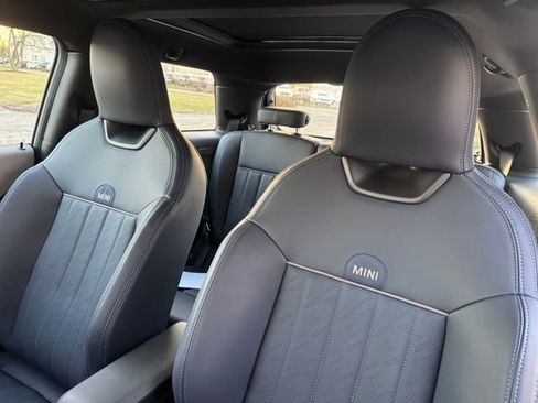 Certified 2025 MINI Cooper S image 17