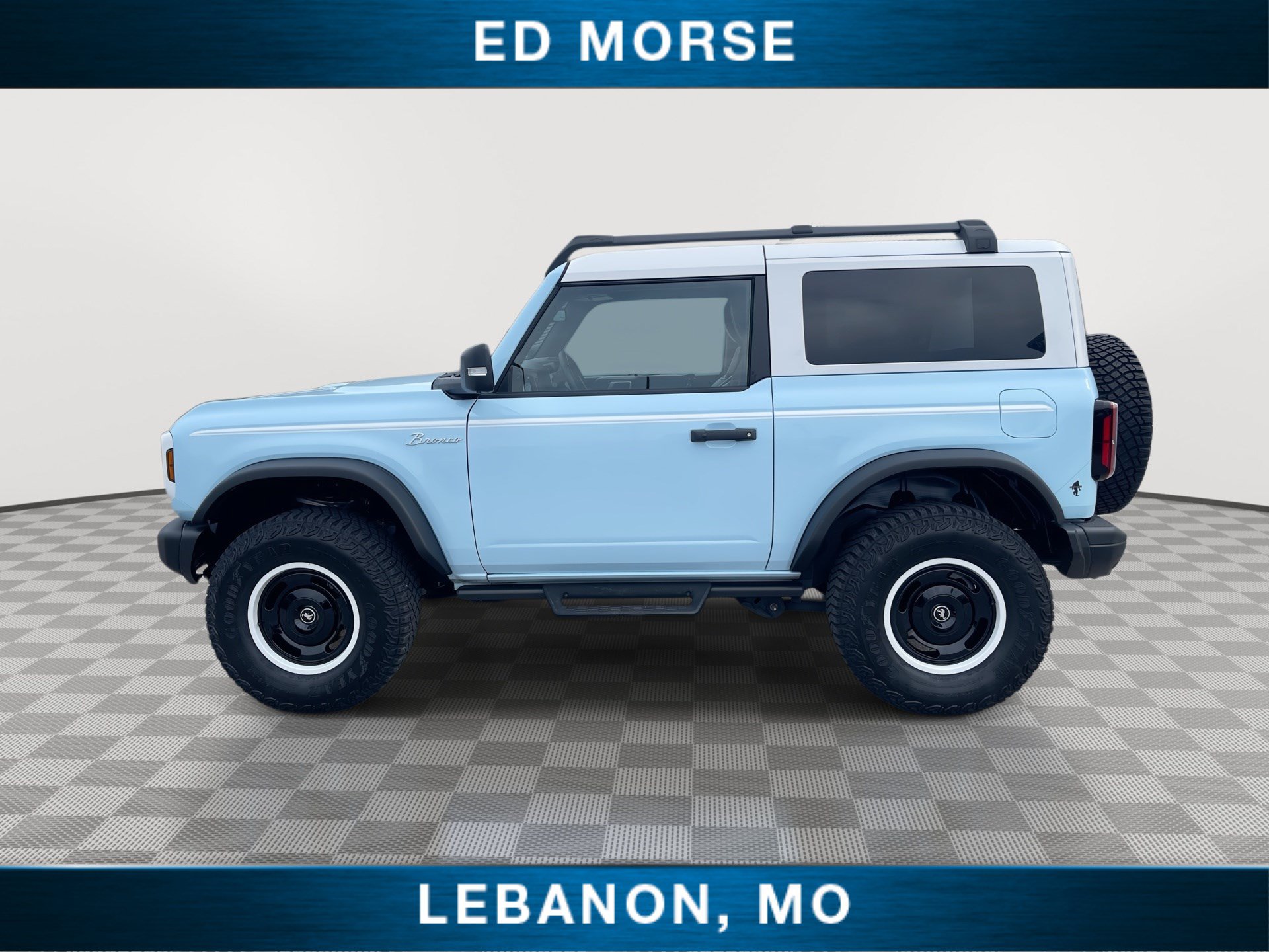 Certified 2024 Ford Bronco Heritage Edition AWD/4WD image 5