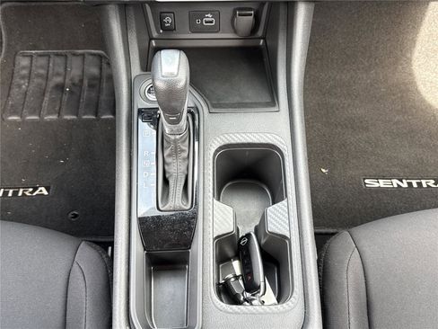 Used 2025 Nissan Sentra S FWD image 6