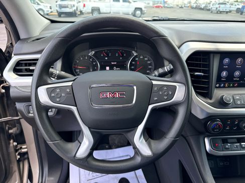 Certified 2023 GMC Acadia SLE w/ Driver Convenience Package AWD/4WD image 14
