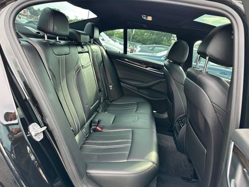 Used 2018 BMW 530i xDrive AWD/4WD image 34