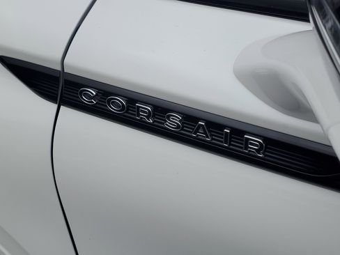 New 2026 Lincoln Corsair Premiere image 7